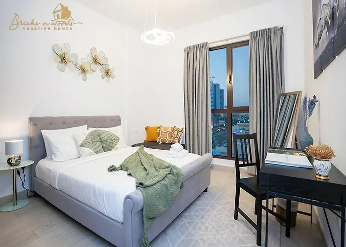Stunning Burj View 1 Bhk