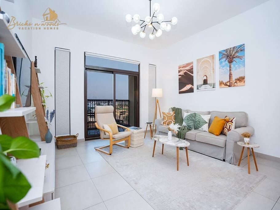 Stunning Burj View 1 Bhk Apartment *